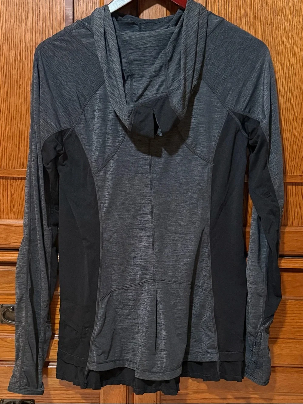 VTG Lululemon Run In The Sun Hooded Pullover Hoodie Ruffle Hem 2012 RARE W32815